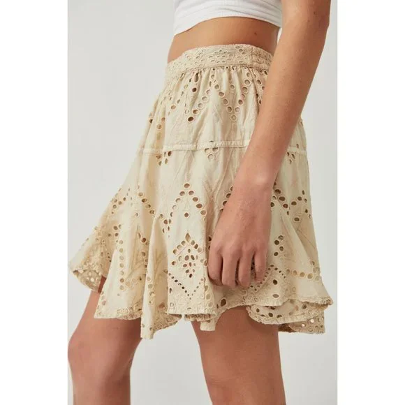 NWT FREE PEOPLE Serenity Mini Skort / Tea SIZE Large - Picture 3 of 12